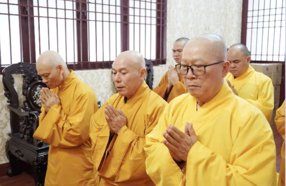 TP.HCM: Ban Trị sự Phật giáo tỉnh Quảng Ngãi khánh tuế Trưởng lão Hòa thượng Chủ tịch