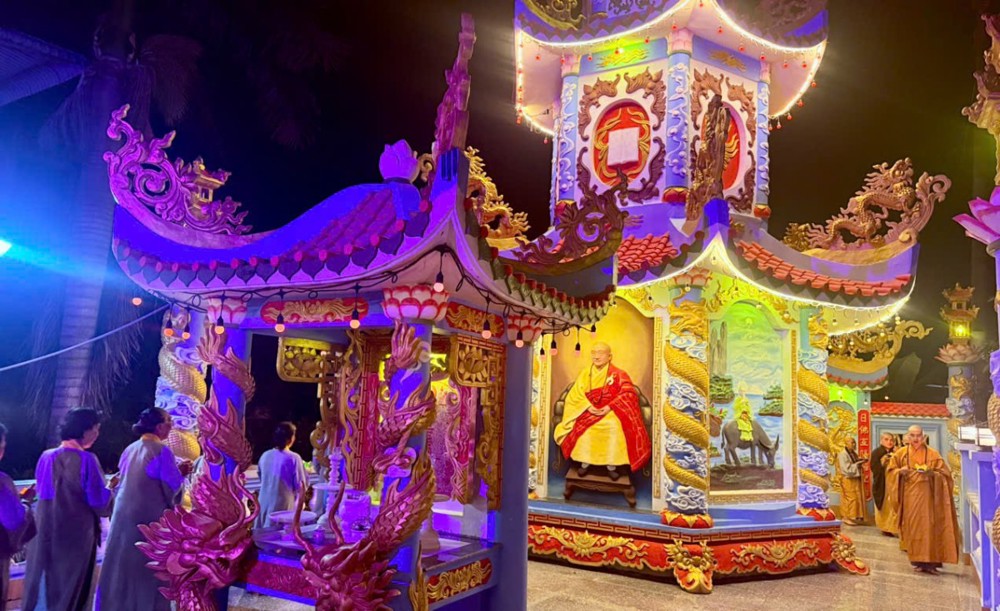 Cà Mau: Xúc động đêm kỷ niệm Sinh thần Hòa thượng Ân sư tại chùa Liên Hoa