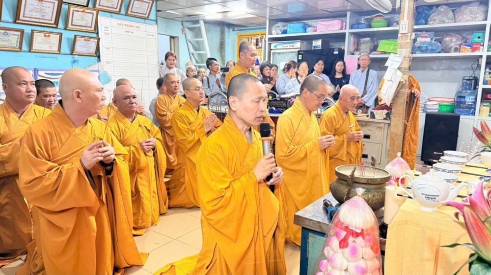 TP.HCM: Trang nghiêm lễ húy kỵ Đại sư Huệ Nhựt – Khai sơn chùa Linh Quang