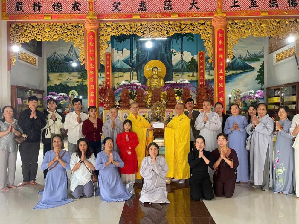 Đắk Lắk:Chùa Thiện Hòa chúc Tết các tự viện nhân dịp Xuân Bính Ngọ