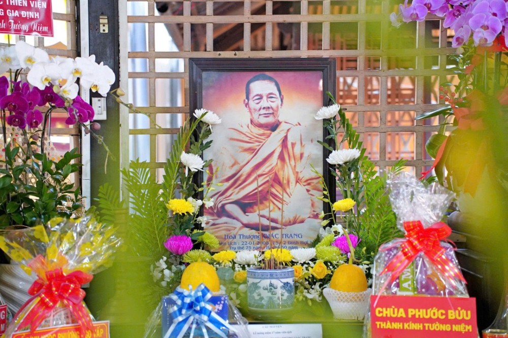 TP.HCM: Lễ tưởng niệm cố Hòa thượng Giác Trang tại Tịnh xá Ngọc Chánh và trao quà cho học sinh, sinh viên