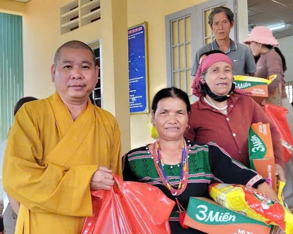 Đồng Nai: Bước chân từ bi lan tỏa mùa Xuân nơi vùng biên 