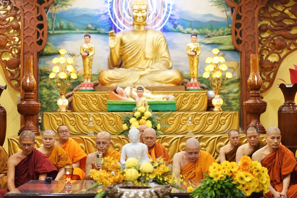 TP.HCM: Đạo tràng Giác Bảo Hoa tổng kết sinh hoạt năm 2025 và lễ tri ân chư tôn đức Giảng sư tại chùa Bửu Quang