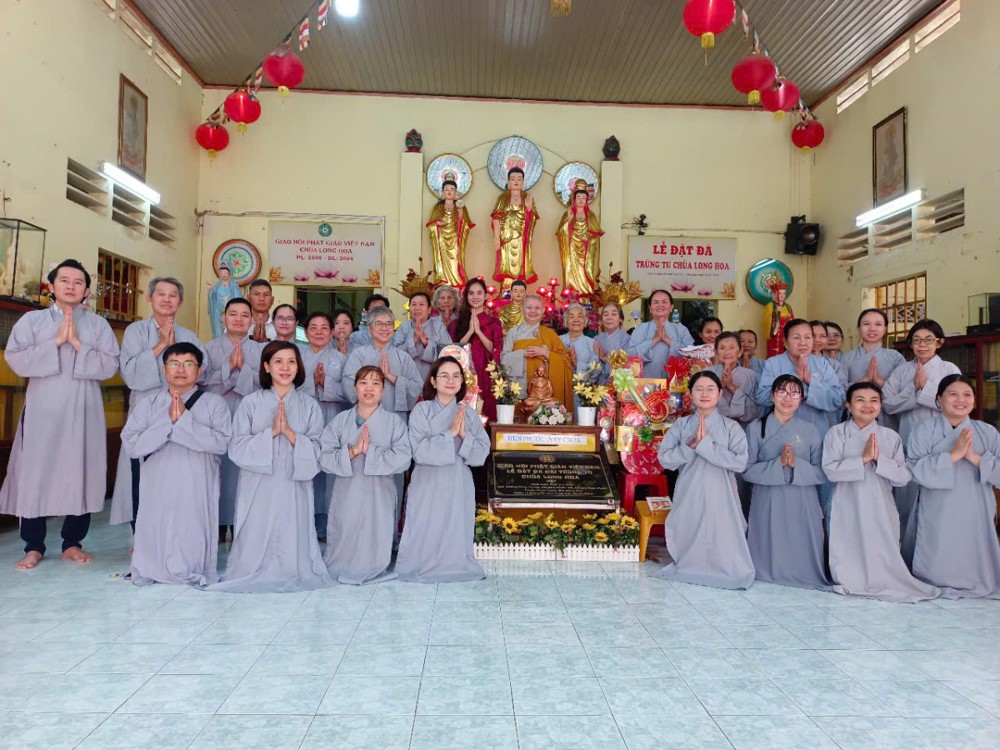 Đồng Nai: Chùa Long Hoa tổng kết Phật sự năm 2025 - Trao yêu thương 300 phần quà Tết đến bà con khó khăn