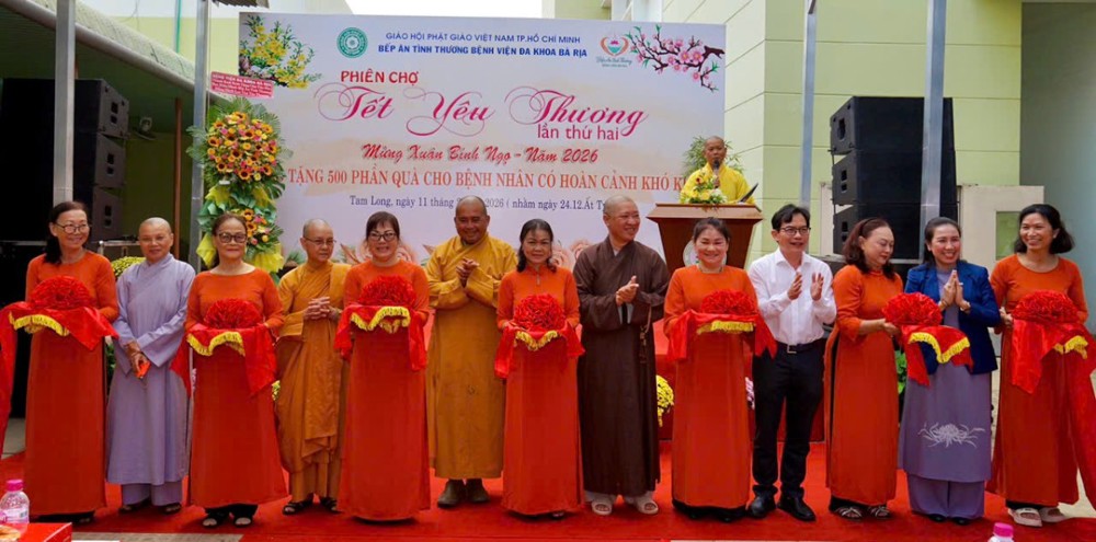 TP.HCM: Bếp ăn tình thương – Bệnh viện Đa khoa Bà Rịa tổ chức phiên chợ Tết yêu thương lần 2