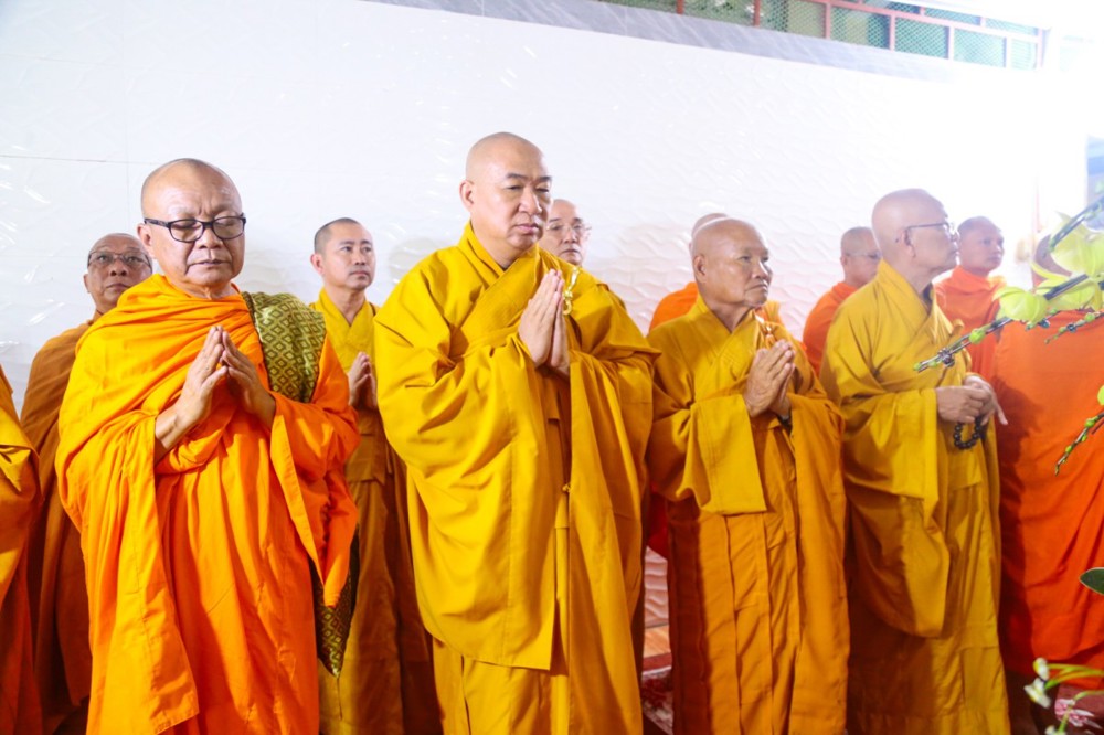 Ban Thường trực HĐCM, HĐTS – Văn phòng 2 Trung ương Giáo hội và Ban Thường trực BTS GHPGVN TP.Cần Thơ kính viếng lễ tang Trưởng lão HT. Thích Giác Giàu tân viên tịch (1948–2026)