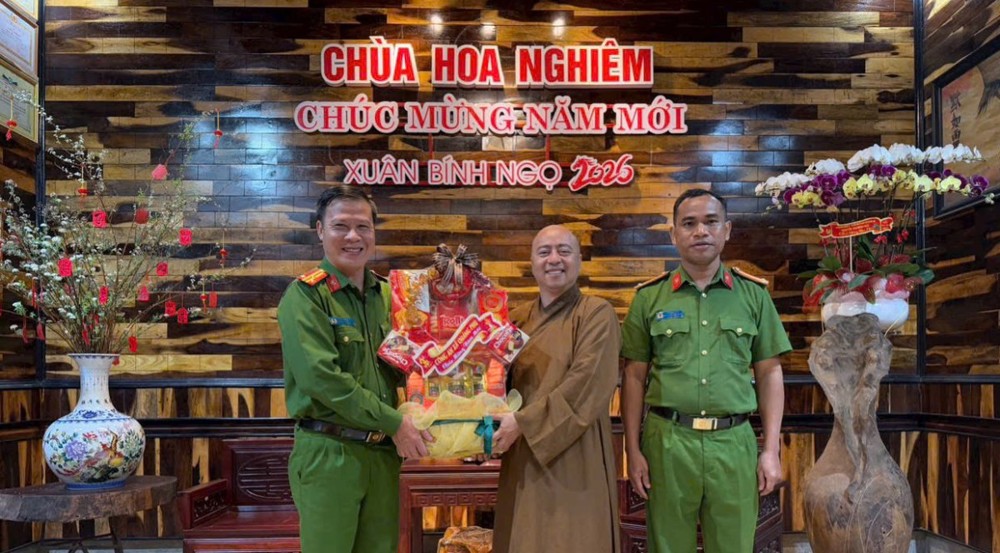 Đắk Lắk: Các cơ quan, đơn vị thăm và chúc Tết chùa Hoa Nghiêm