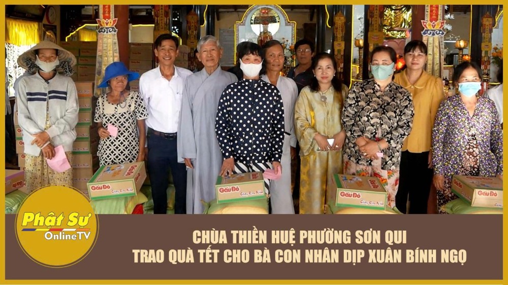 [Video] Chùa Thiền Huệ phường Sơn Qui trao quà tết cho bà con nhân dịp xuân Bính Ngọ