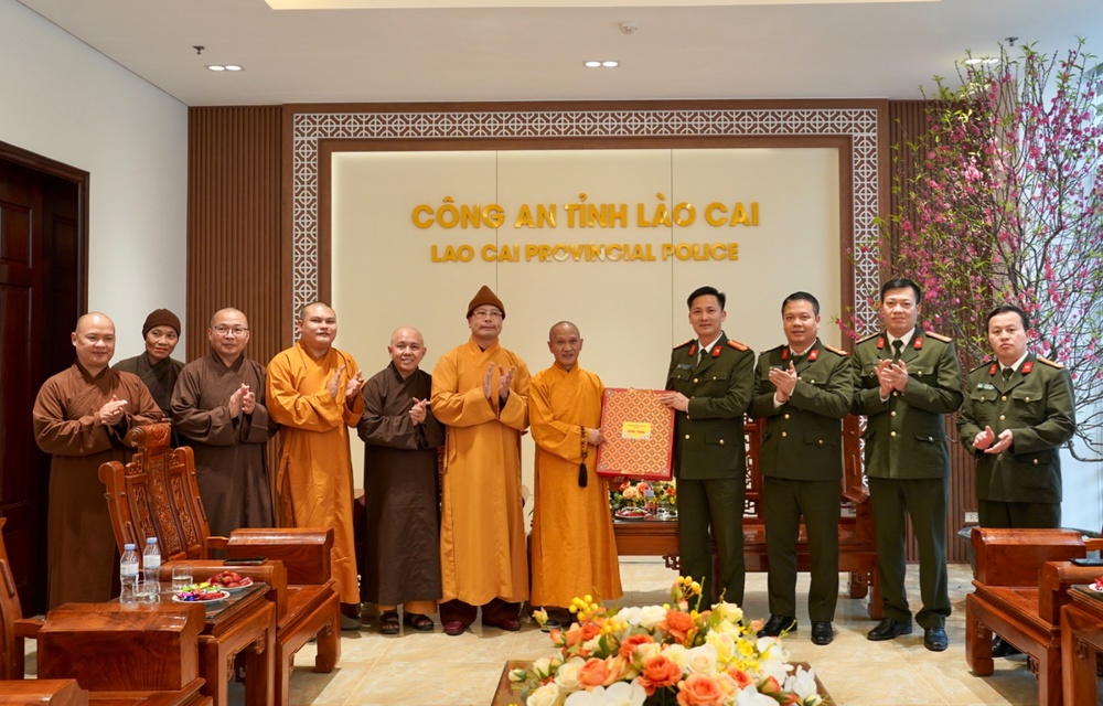 Lào Cai: Ban Trị sự Giáo hội Phật giáo Việt Nam tỉnh thăm và chúc Tết Công an tỉnh cùng các Sở, Ban, Ngành