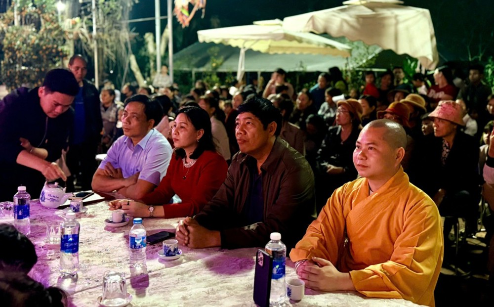 Phú Thọ: Đêm văn nghệ chào mừng lễ hội Khai xuân Thượng Nguyên 2026 tại chùa Cả Nhĩ Long