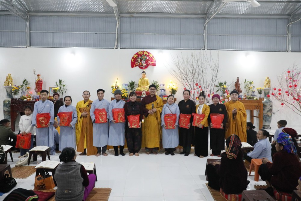 Điện Biên: Buổi tu tất niên và tổng kết hoạt động Phật sự tại điểm sinh hoạt tôn giáo tập trung Búng Lao