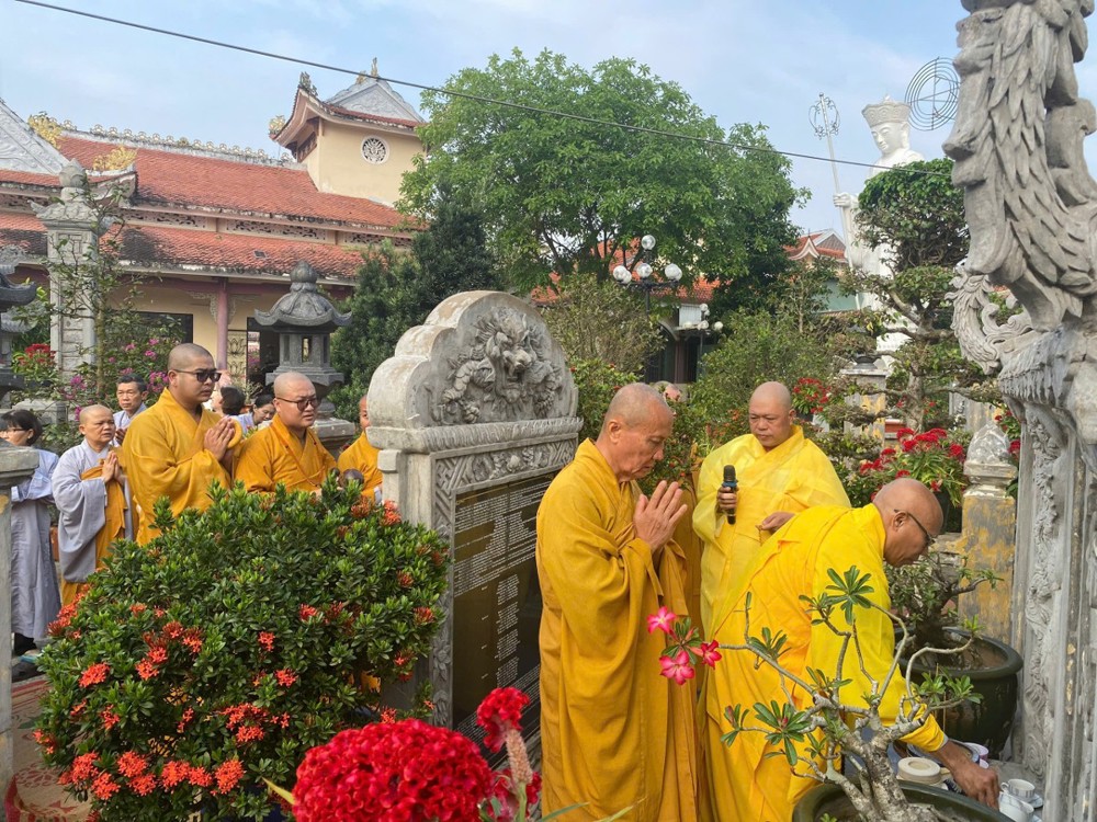 Đồng Tháp: Lễ Tảo tháp tại Tổ đình Phước Lâm trước thêm xuân Bính Ngọ