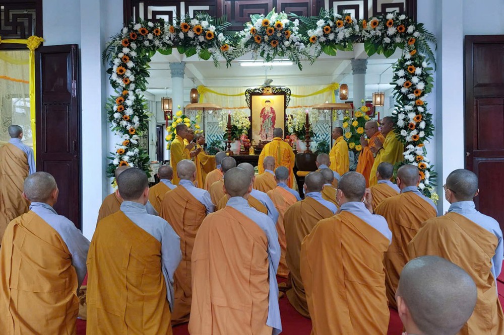 Khánh Hòa: Lễ nhập kim quan Ni trưởng Thích Nữ Diệu Vân 