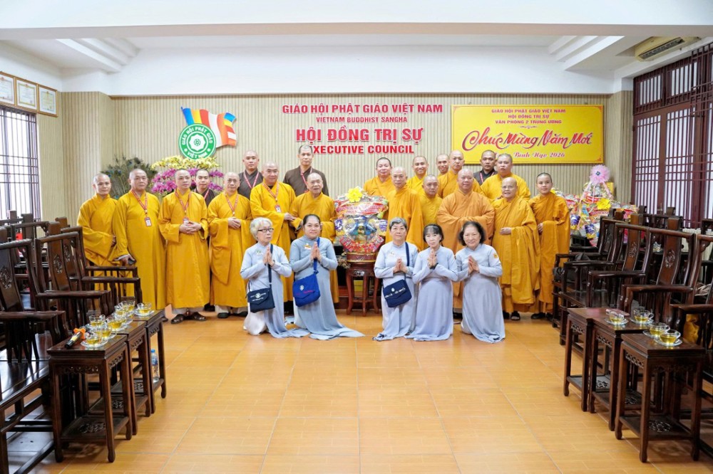 TP.HCM: Ban Trị sự GHPGVN tỉnh Đồng Nai và lãnh đạo phường Xuân Hòa chúc Tết Văn phòng II Trung ương Giáo hội