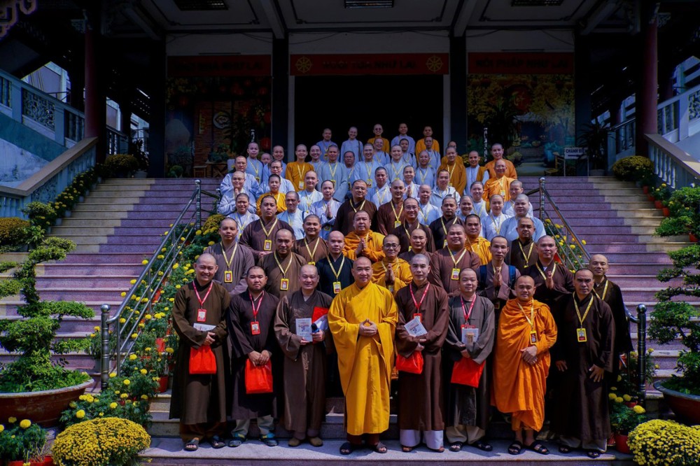 TP.HCM: Thượng tọa Thích Phước Nguyên thăm và chúc Tết Lớp Cao cấp Giảng sư Ban Hoằng pháp Trung ương