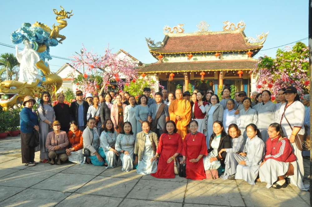 Đà Nẵng: Chùa Phước Ấm tổ chức Hành Hương cúng dường đầu năm xuân Bính Ngọ
