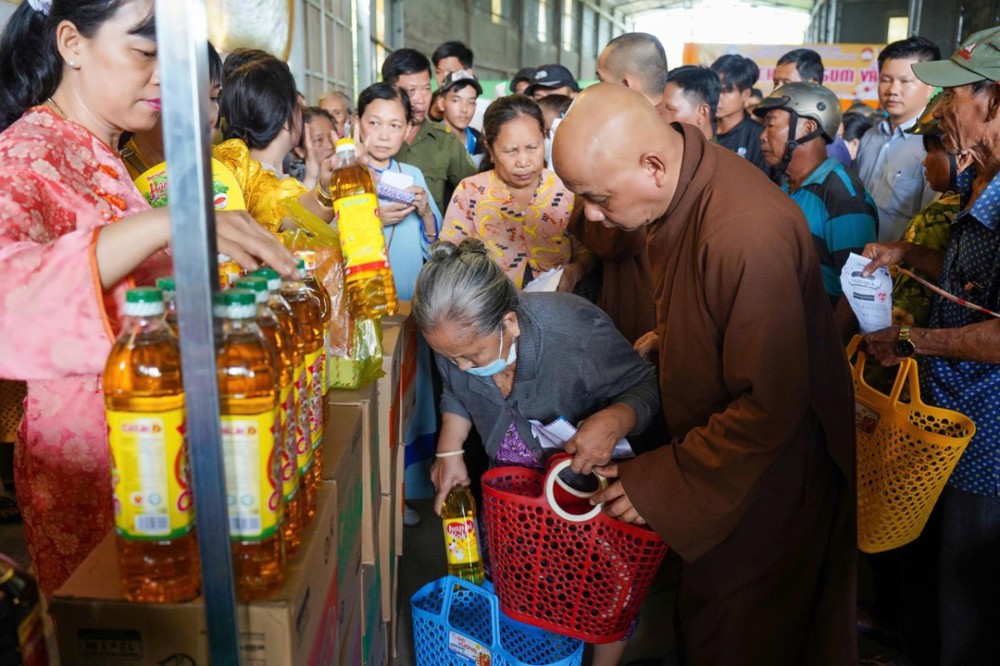 Cần Thơ: Chùa Phật Học 2 tổ chức “Phiên Chợ Tết Sum Vầy” mừng Xuân Bính Ngọ 2026