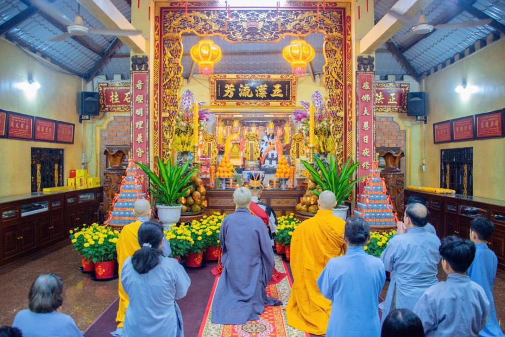 An Giang: Khoảnh khắc giao thừa tại chùa Vĩnh Quang