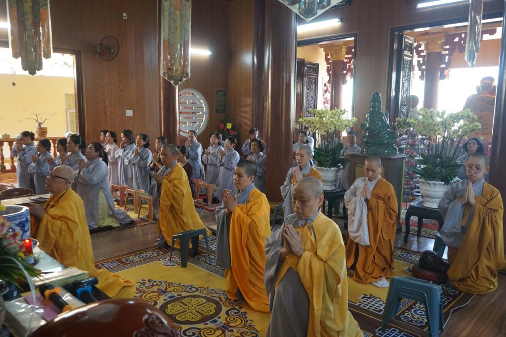 Đà Nẵng: Lễ khai kinh Pháp hội Dược sư Thất Châu tại Tổ đình Bảo Quang sư nữ 