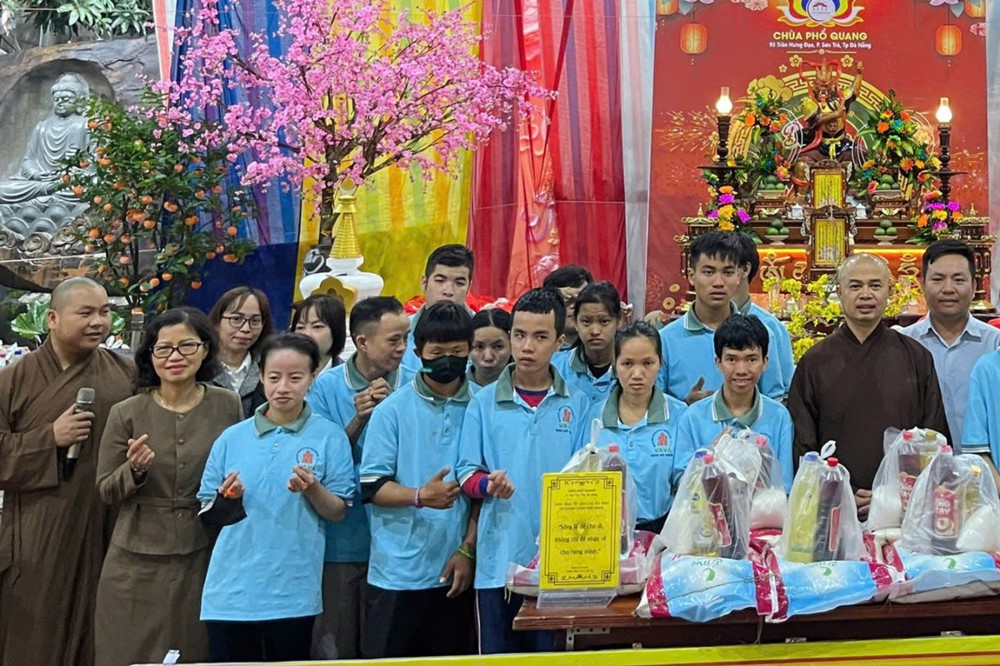 Đà Nẵng: Chùa Phổ Quang tổ chức chương trình “Xuân Yêu Thương” tặng quà Tết Bính Ngọ 2026