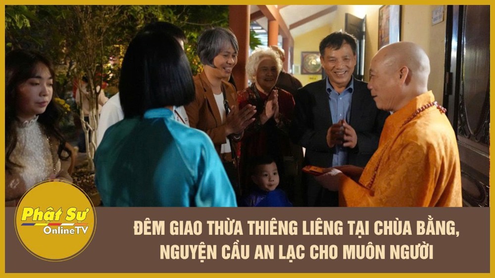 [Video] Đêm Giao thừa thiêng liêng tại chùa Bằng, nguyện cầu an lạc cho muôn người