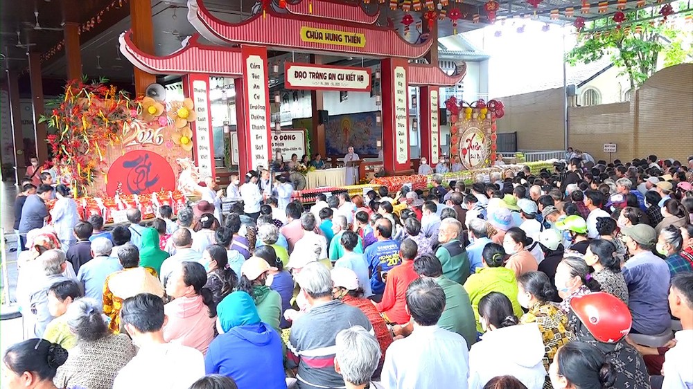 Đồng Tháp: Ấm áp “Phiên chợ Tết 0 đồng” tại chùa Hưng Thiền dịp xuân Bính Ngọ