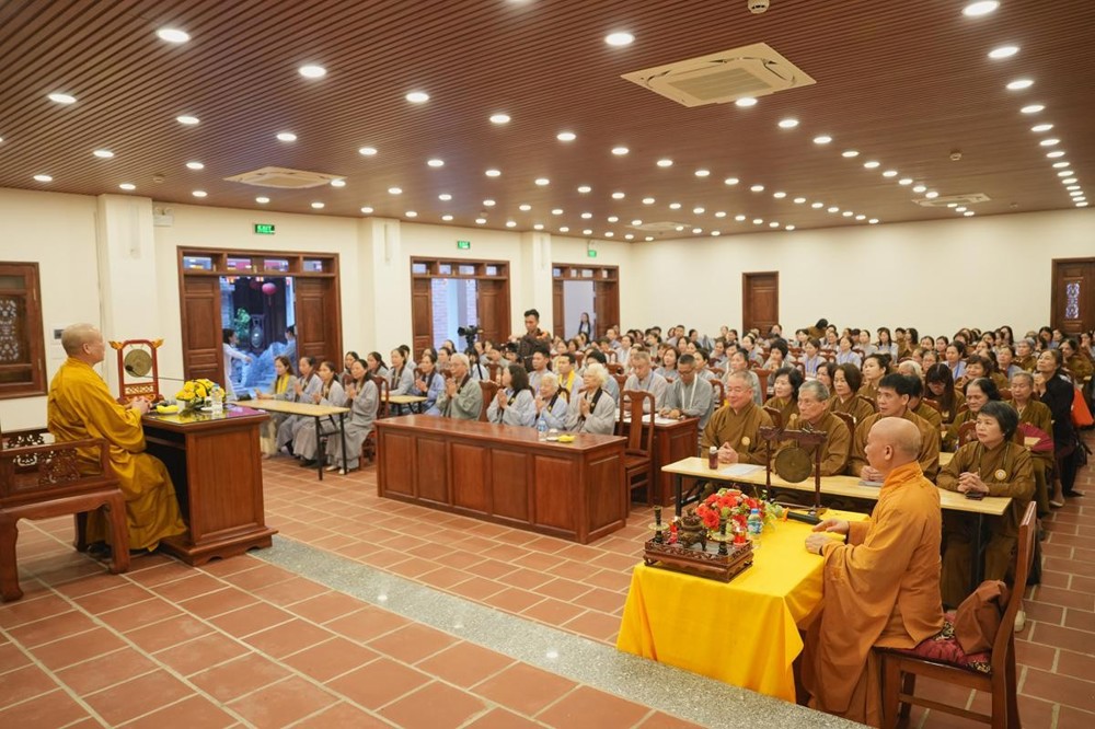 Hà Nội: HT. Thích Bảo Nghiêm quang lâm khai Pháp tại Tổ Đình Linh Quang - Bà Đá