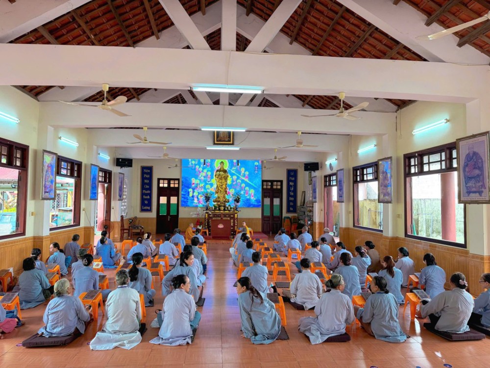 Đà Nẵng: Khóa tu “Một ngày an lạc” đầu năm tại chùa Thọ Quang