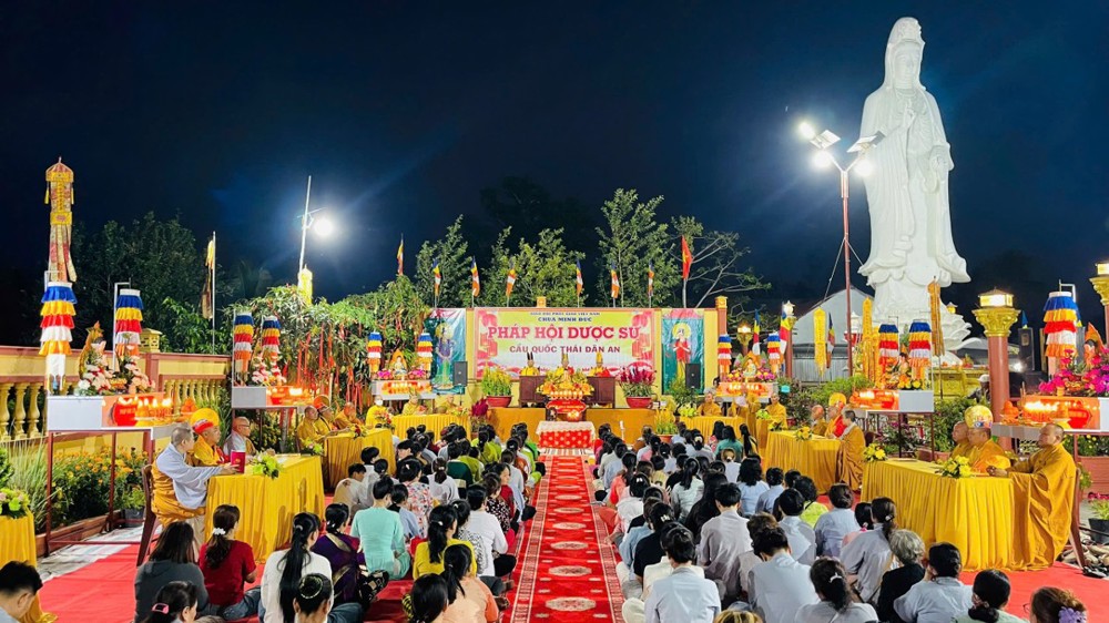 Cần Thơ: Chùa Minh Đức tổ chức Pháp hội Dược sư cầu Quốc thái dân an 