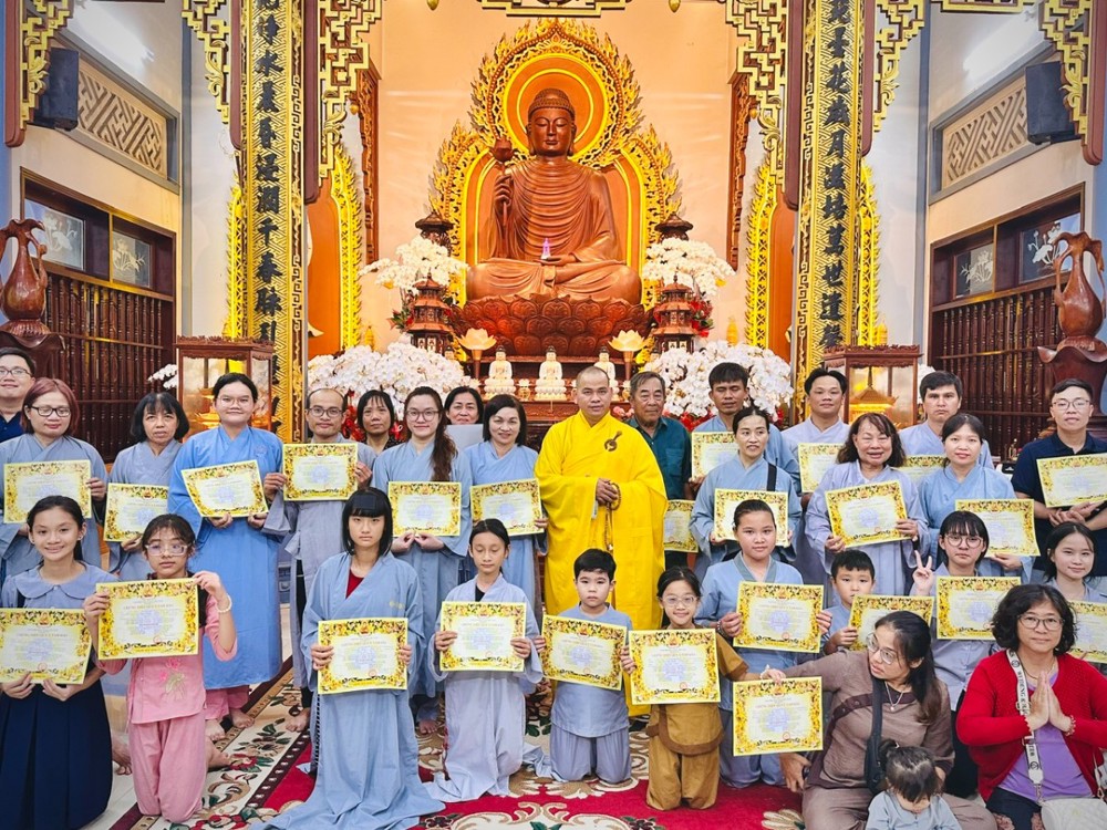 TP.HCM: Chùa Liên Trì Phật tử phát nguyện quy y Tam bảo đầu năm Bính Ngọ