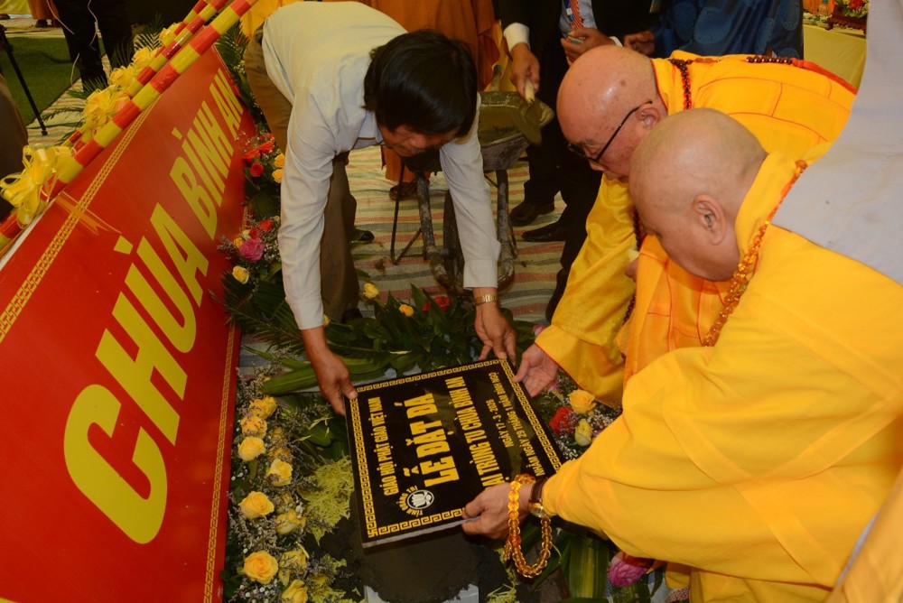 Quảng Trị: Lễ đặt đá xây dựng chánh điện chùa Bình An