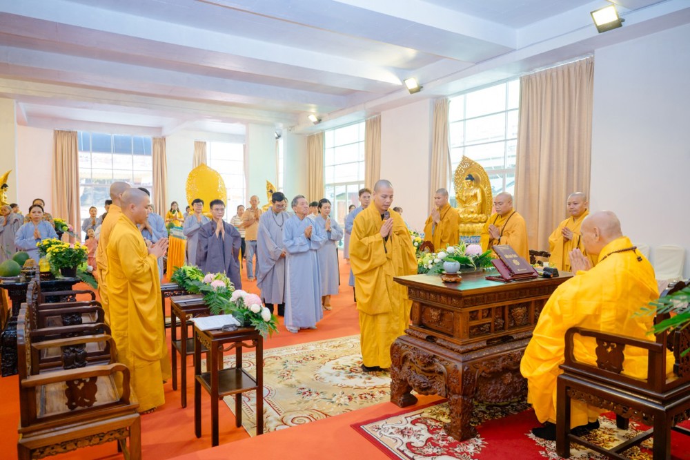 TP.HCM: Lễ Quy y Tam bảo đầu năm Bính Ngọ tại chùa Minh Đạo