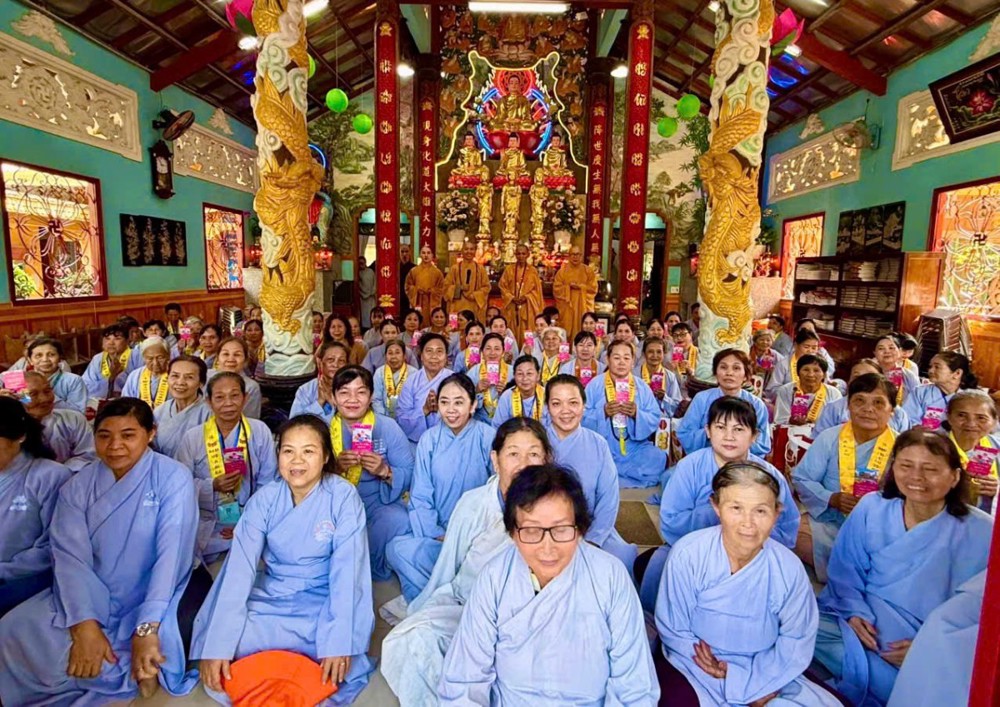 Đồng Tháp: Chùa Kim Thiền khai giảng khóa tu và tổ chức phóng sanh đầu năm Bính Ngọ