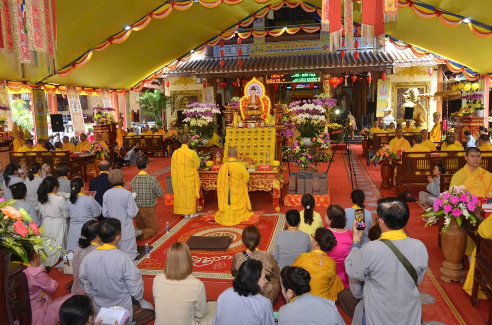 Đà Nẵng: Pháp Hội Dược Sư Thất Châu cầu an đầu năm Bính Ngọ 2026 tại chùa Phổ Quang.