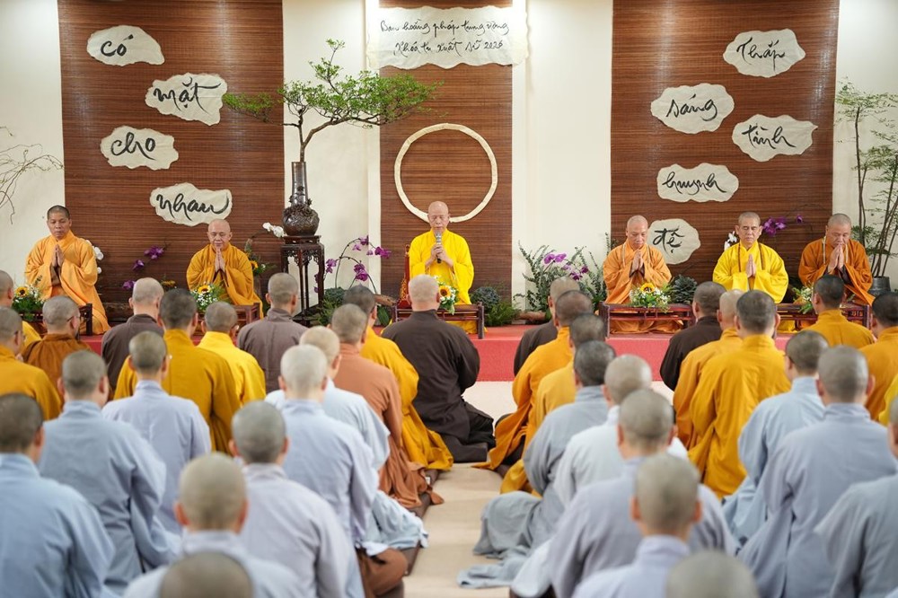 Khai mạc khóa tu xuất sĩ “Thắp sáng tình huynh đệ” tại chùa Vạn Phúc - Nối truyền mạch nguồn Phật pháp, củng cố lý tưởng hoằng pháp lợi sinh