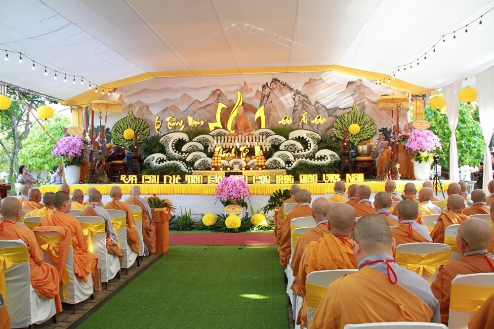 TP.HCM: Trang nghiêm Lễ tưởng niệm Thánh Tổ Ni Kiều Đàm Di và chư tôn đức Trưởng lão Ni tiền bối hữu công