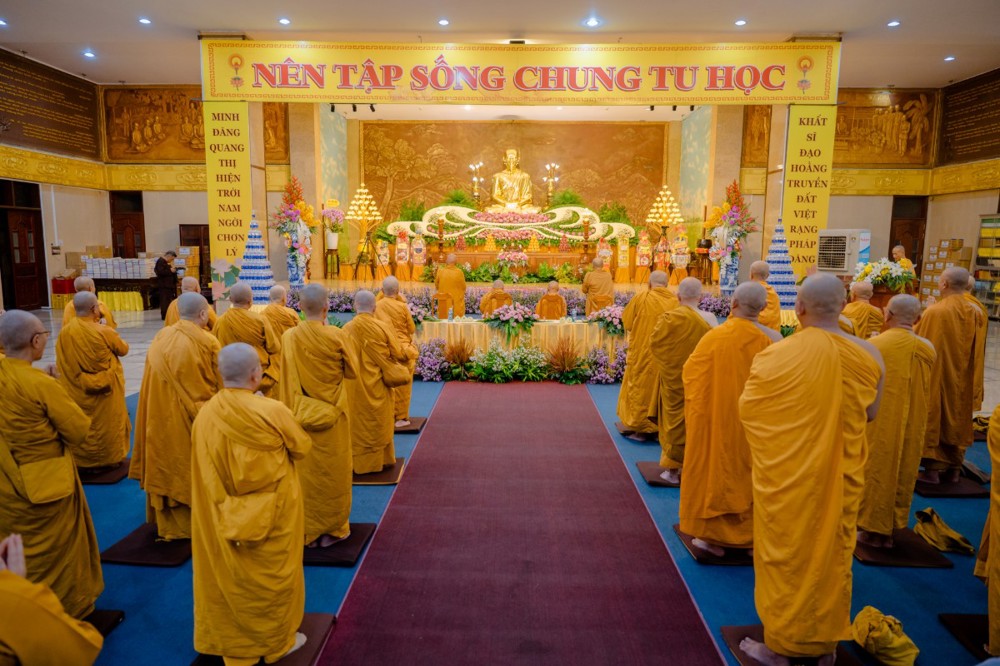 Tưởng niệm 72 năm ngày Tổ sư Minh Đăng Quang vắng bóng