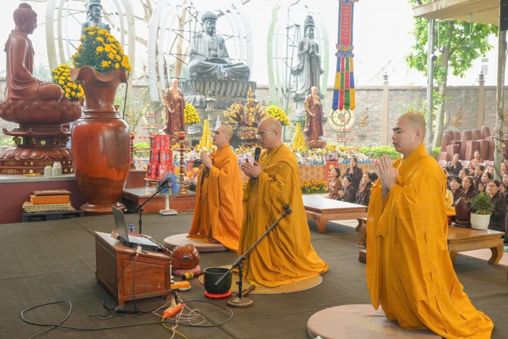 Hà Nội: Chùa Tân Hải tổ chức khoá tu Bát Quan Trai và lễ tưởng niệm Đức Phật Thích Ca Mâu Ni nhập Niết bàn