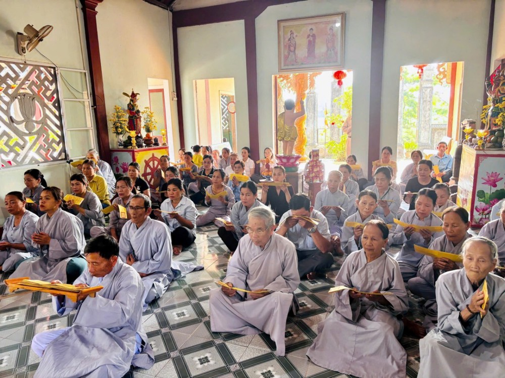 Quảng Trị: Trang nghiêm lễ cầu nguyện quốc thái dân an tại chùa Hà Lộc