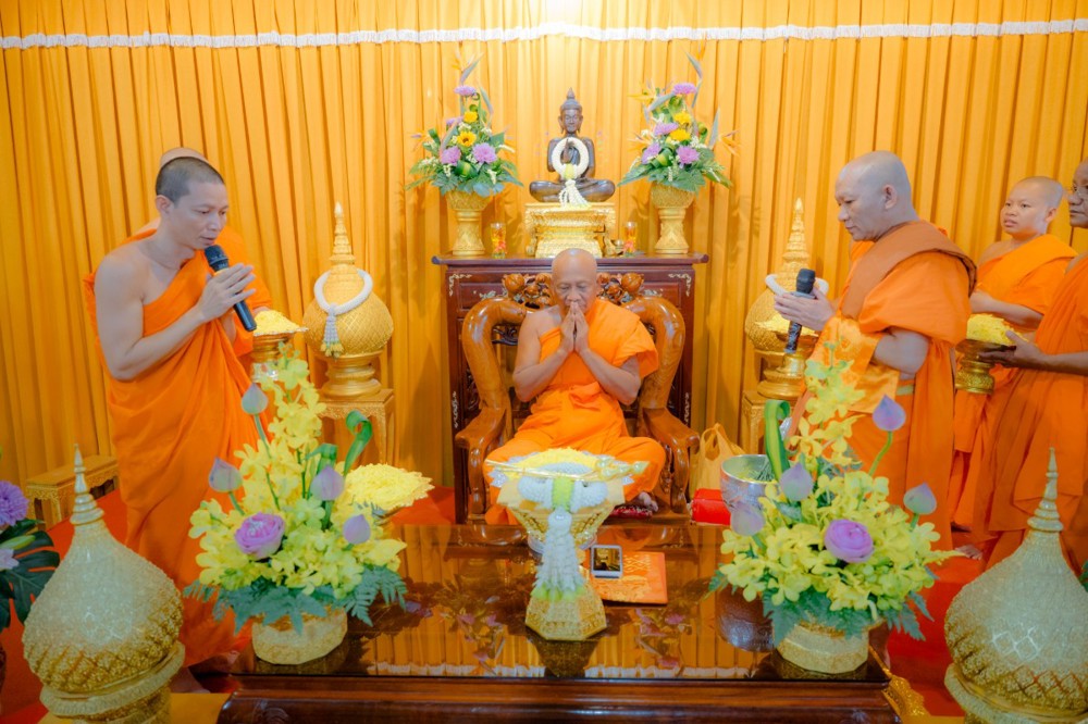 Ấm áp lễ khánh tuế Hòa thượng Danh Lung: Đề cao pháp “Hiếu kính” và tinh thần phụng sự