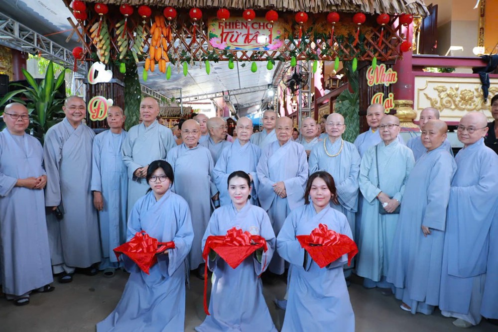 TP.HCM: Khai mạc “Phiên chợ Từ Tâm” tại chùa Thiền Tôn 1 nhân lễ tưởng niệm Đức Thánh Tổ Ni Đại Ái Đạo