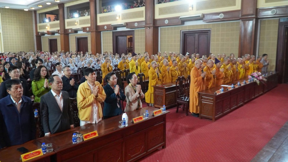 Học viện PGVN tại Hà Nội tổ chức gặp mặt đầu xuân và cầu nguyện quốc thái dân an xuân Bính Ngọ