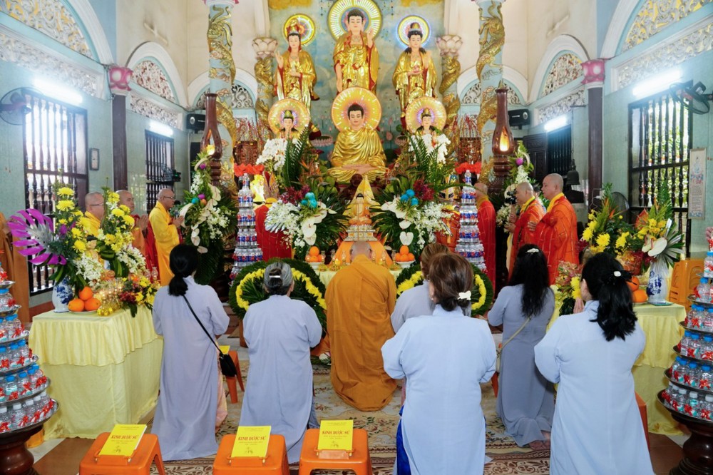 Đồng Nai: Trang nghiêm lễ bế đàn trai đàn Dược Sư Thất Châu tại chùa Tam Bảo