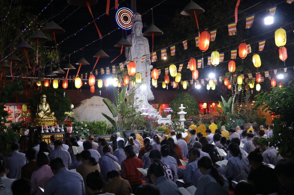 Tây Ninh: Chùa Linh Nguyên trang nghiêm Đêm hội hoa đăng kính mừng khánh vía Đức Bồ tát Quan Thế Âm năm 2026