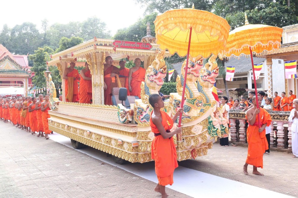 Vĩnh Long: Lễ truy niệm, phụng tống kim quan cố Hòa thượng Thạch Ngọc Rô trà tỳ tại chùa KomPong Sala 