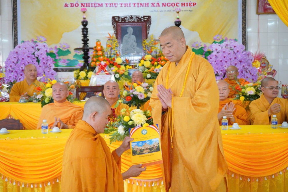 Đồng Tháp: Lễ công bố và trao quyết định bổ nhiệm trụ trì tịnh xá Ngọc Hiệp, phường Long Thuận