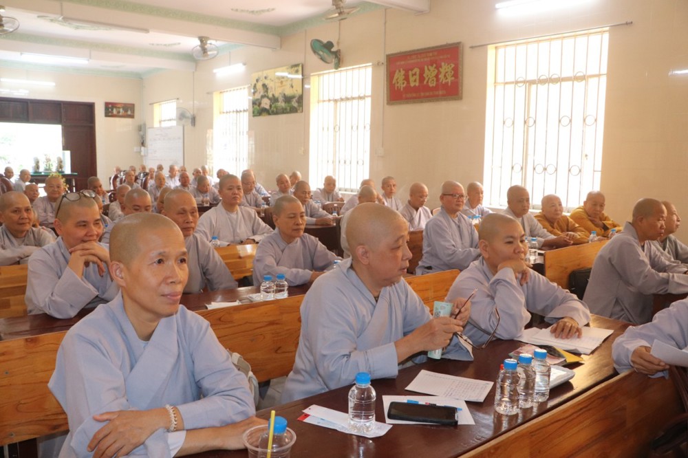 Vĩnh Long: Phân ban Ni giới (khu vực Bến Tre cũ) triển khai chương trình Buffet chay không đồng - chào mừng Đại hội Đại biểu Phật giáo tỉnh nhiệm kỳ 2026 – 2031