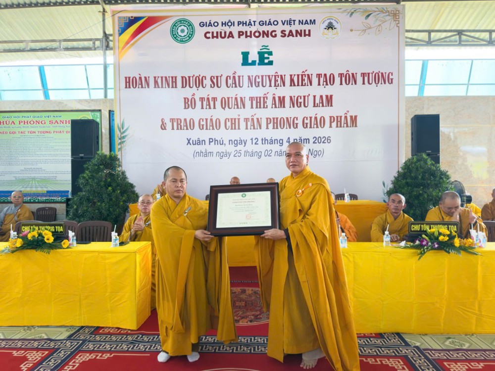 Đồng Nai: Chùa Phóng Sanh trang nghiêm Lễ hoàn kinh Dược Sư, cầu nguyện kiến tạo tôn tượng Bồ-tát Quán Âm Ngư Lam và đón nhận Giáo chỉ tấn phong