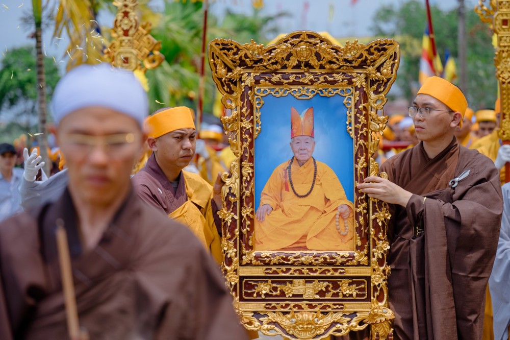 Lễ truy niệm và phụng tống kim quan Trưởng lão Hòa thượng Thích Thanh Dục nhập bảo tháp