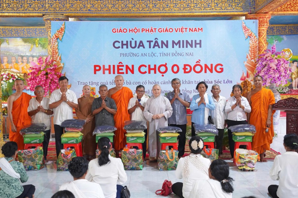 Đồng Nai: Phiên chợ 0 đồng Tết Chol Chnam Thmay tại chùa Sóc Lớn